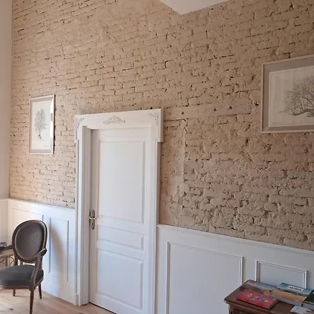 Aux Roses De Cedres *