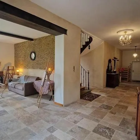 Aux Roses De Cedres Salvagnac