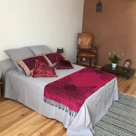 Aux Roses De Cedres * Salvagnac