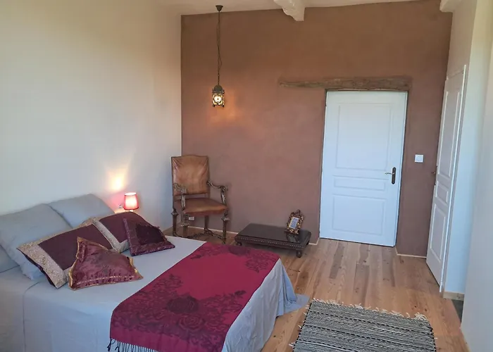 Aux Roses De Cedres * Salvagnac