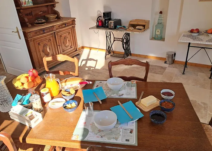 Bed & Breakfast Aux Roses De Cedres Salvagnac