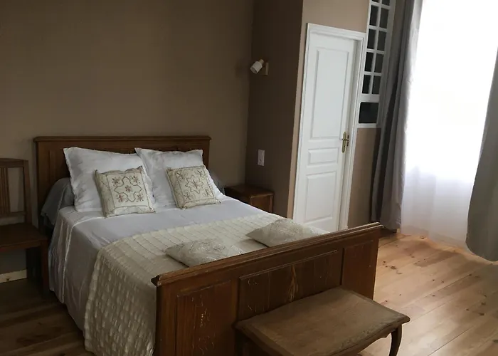 Bed & Breakfast Aux Roses De Cedres *