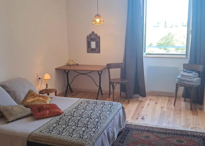 Bed & Breakfast Aux Roses De Cedres *