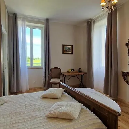 Aux Roses De Cedres Salvagnac