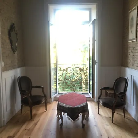 B&B Aux Roses De Cedres *