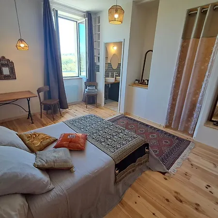 Aux Roses De Cedres * Salvagnac