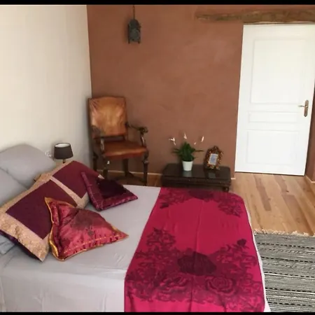 Aux Roses De Cedres Salvagnac