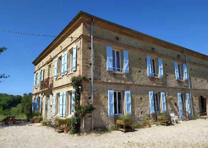 Aux Roses De Cèdres Salvagnac