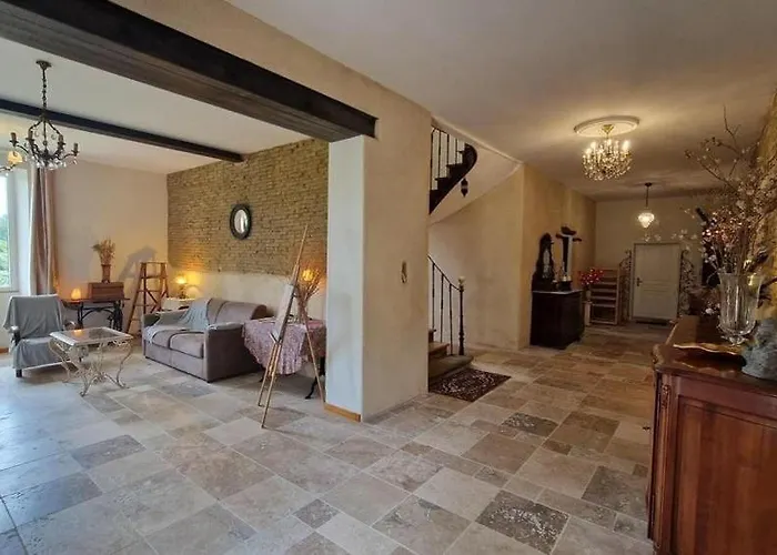 Aux Roses De Cèdres Salvagnac