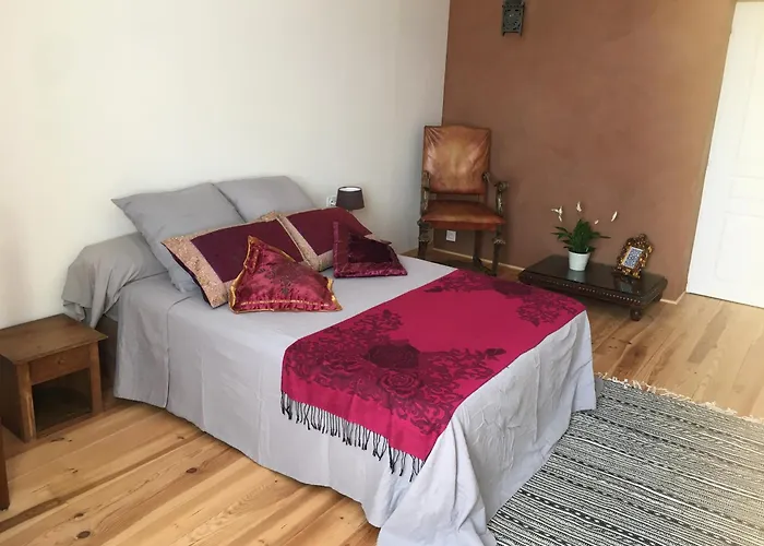 Aux Roses De Cèdres * Salvagnac