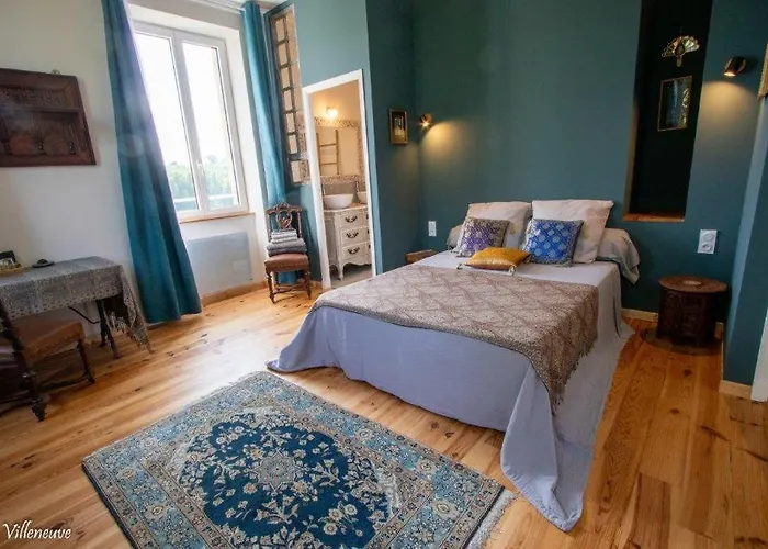 Aux Roses De Cèdres * Salvagnac