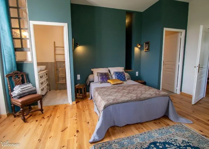 Aux Roses De Cèdres